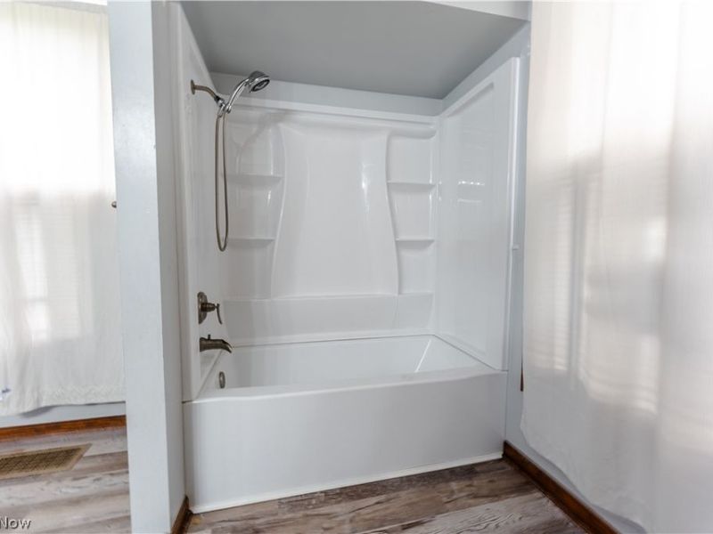 19114 Licking Valley Road , Frazeysburg, OH 43830 Photo 19