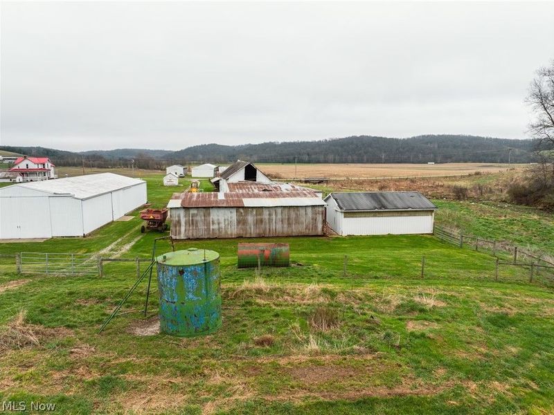 19114 Licking Valley Road , Frazeysburg, OH 43830 Photo 4