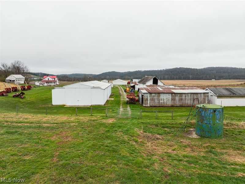 19114 Licking Valley Road , Frazeysburg, OH 43830 Photo 5