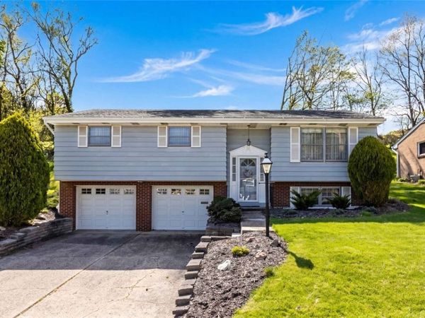 140 Foxcroft Rd., Pittsburgh, PA 15220