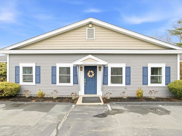 8 Chestnut Drive, Bedford, NH 03110