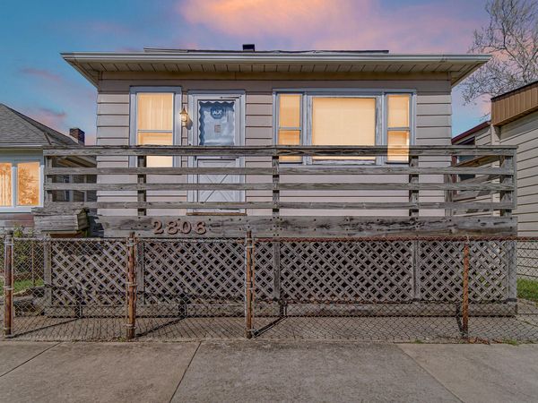 2806 Schrage Avenue , Whiting, IN 46394