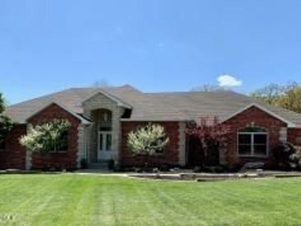 2012 WHITNEY WOODS DRIVE, Jefferson City, MO 65101