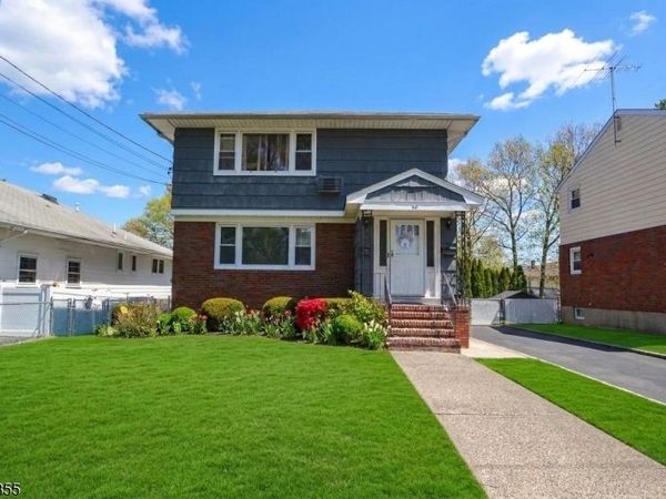 60 Scoles Ave, Clifton, NJ 07012