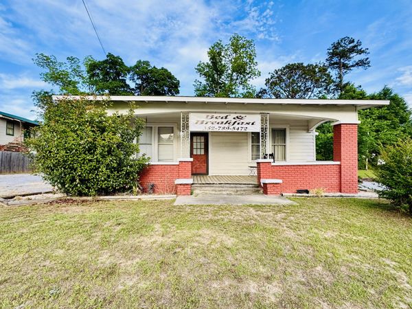 472 Claxton Avenue, Elba, AL 36323