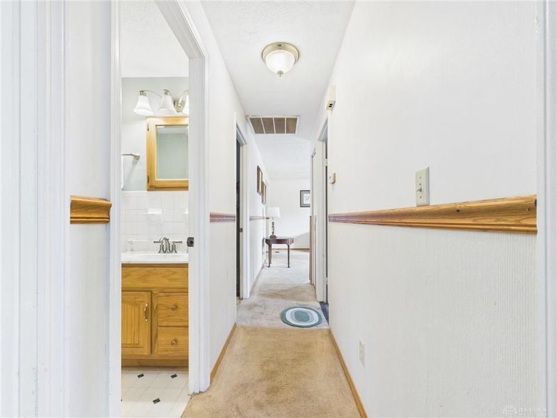 6605 Highbury Road, Huber Heights, OH 45424 Photo 12