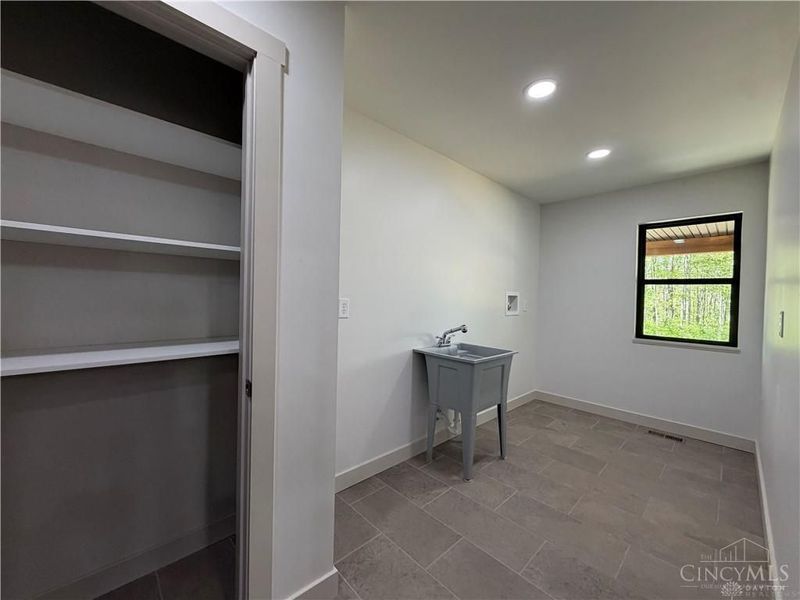 89 Fiord Drive, Eaton, OH 45320 Photo 5