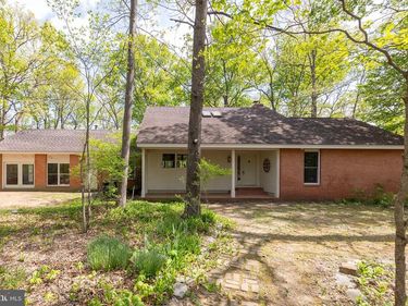 221 SETTLERS LANE, STEPHENSON, VA 22656