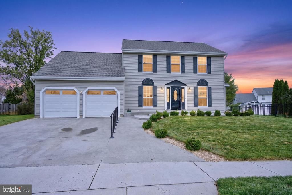 4894 CONCORD DRIVE , EASTON, PA 18045