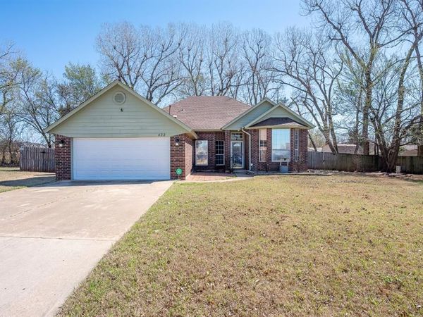 432 E Twelve Oaks Terrace, Mustang, OK 73064