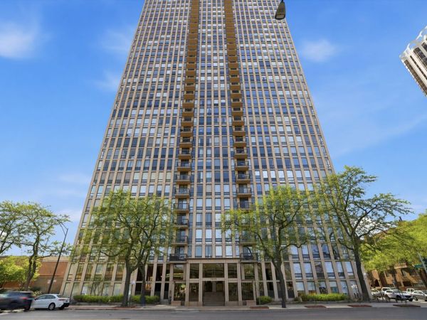 1660 N La Salle Drive , Unit 1004, Chicago, IL 60614