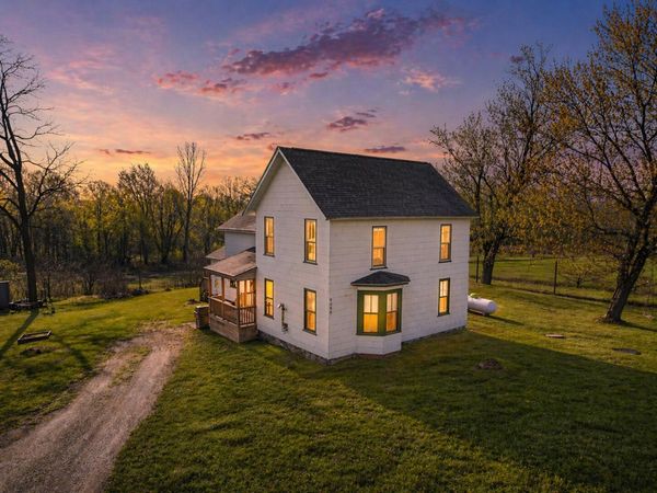 6555 N Coloma Road, Coloma, MI 49038