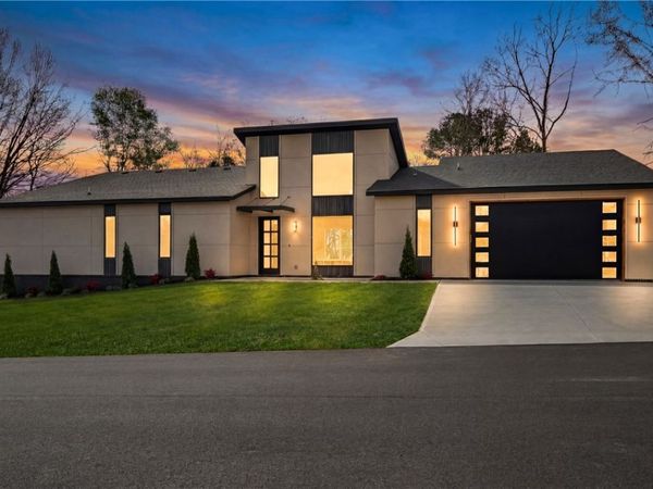 27 Luncarty Lane, Bella Vista, AR 72715