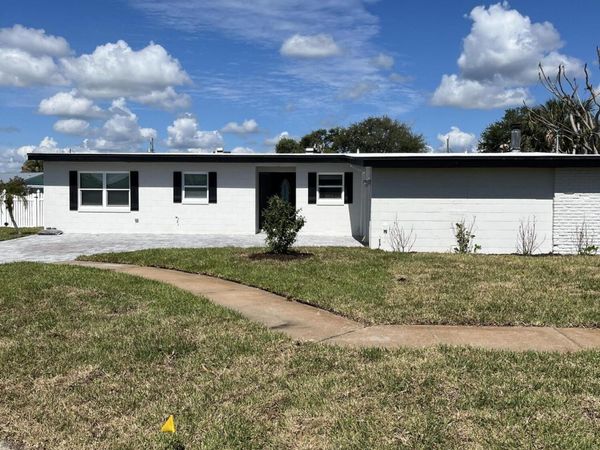 1305 Ebbtide Avenue , Merritt Island, FL 32952