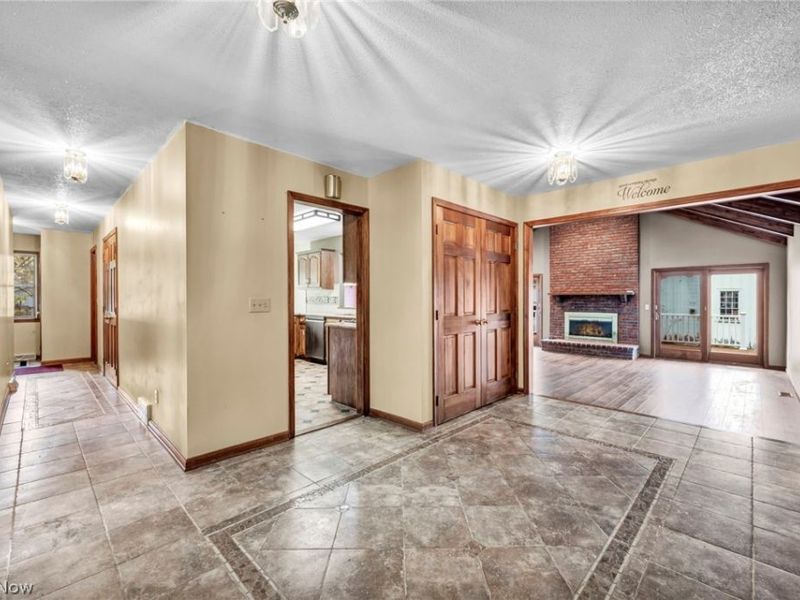 8750 Evergreen Drive , Mentor, OH 44060 Photo 10