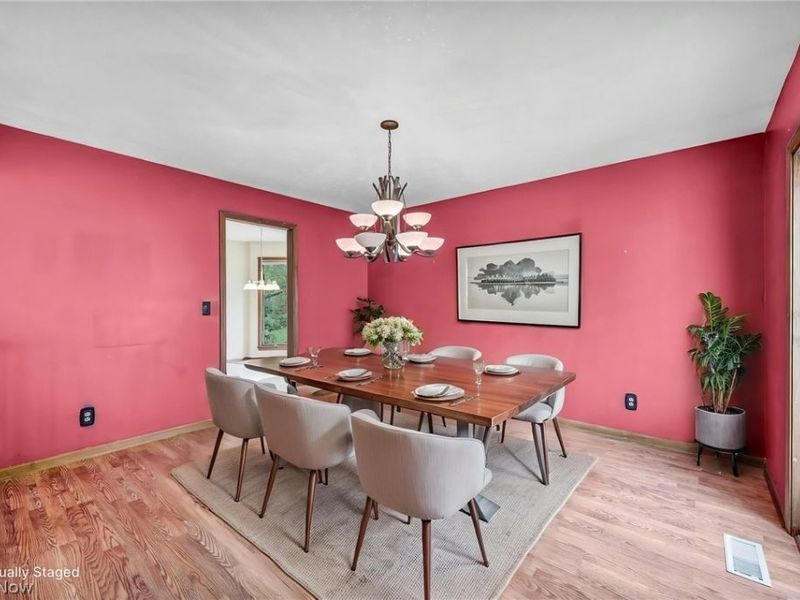 8750 Evergreen Drive , Mentor, OH 44060 Photo 17