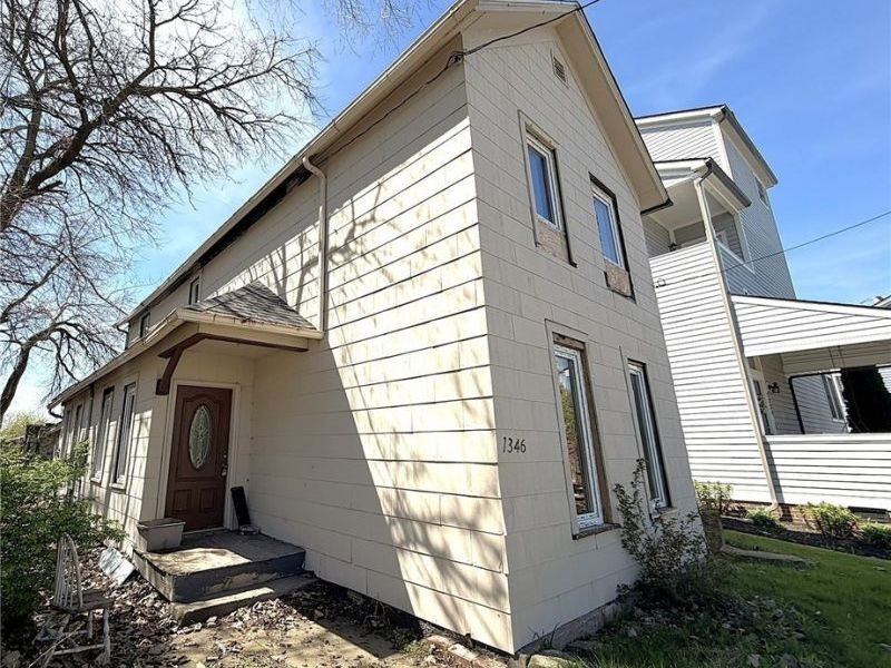 1346 W 54th Street, Cleveland, OH 44108 Photo 2