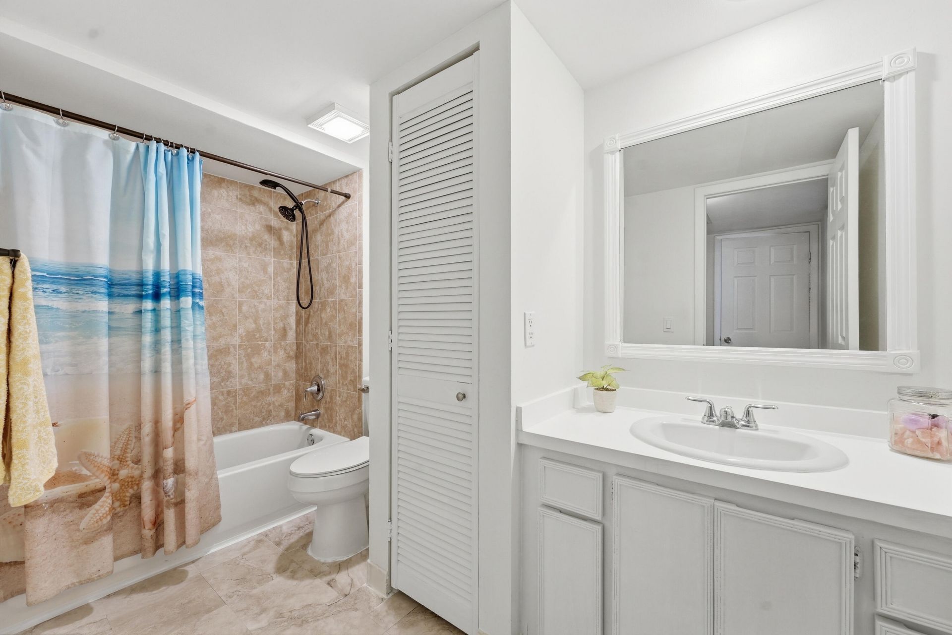 223 2nd Court, Palm Beach Gardens, FL 33410 Photo
