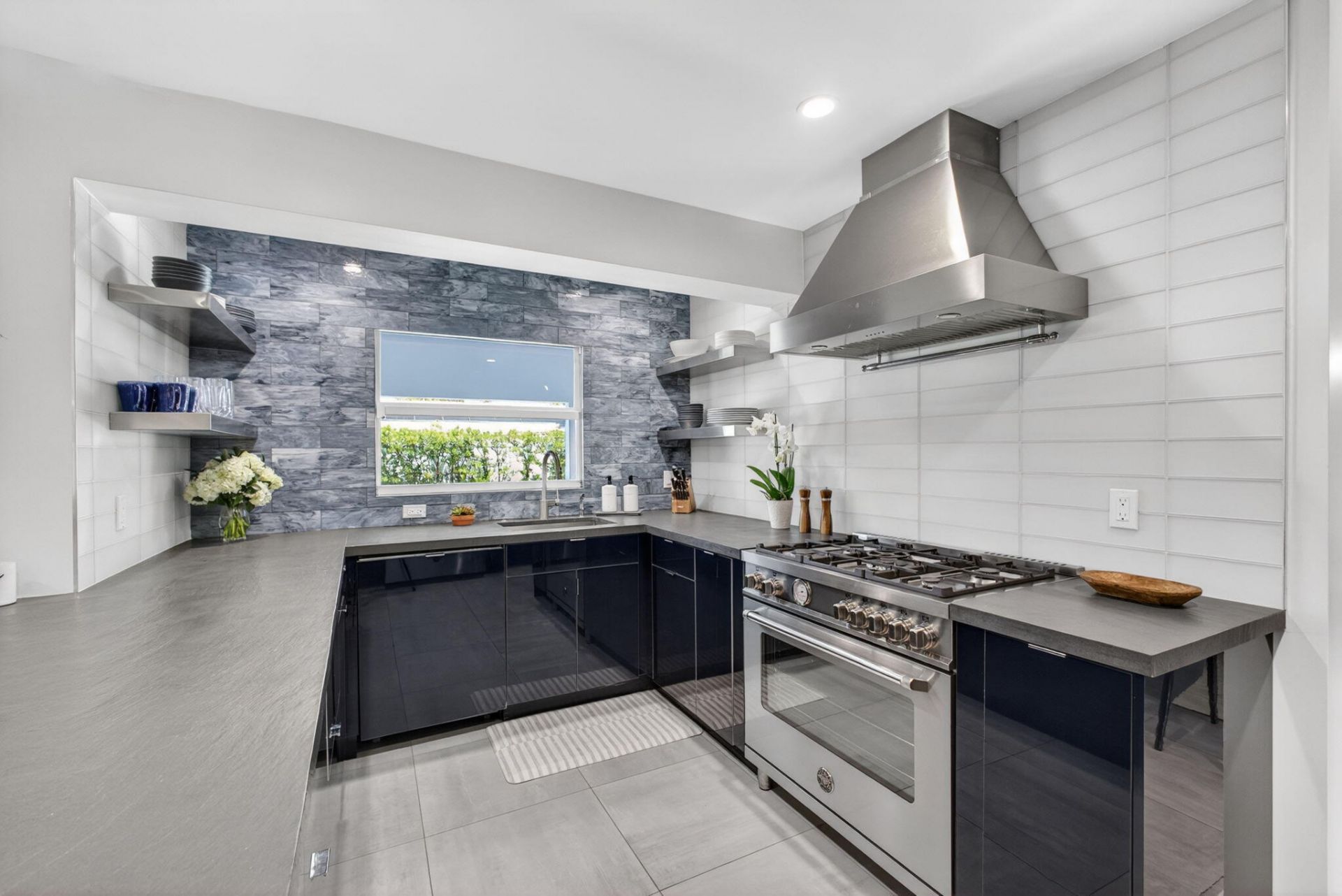 1160 Coral Way, Singer Island, FL 33404 Photo