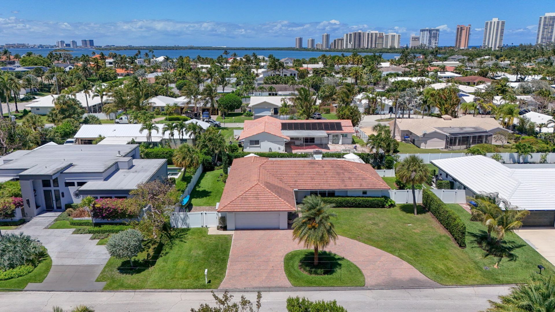 1160 Coral Way, Singer Island, FL 33404 Photo