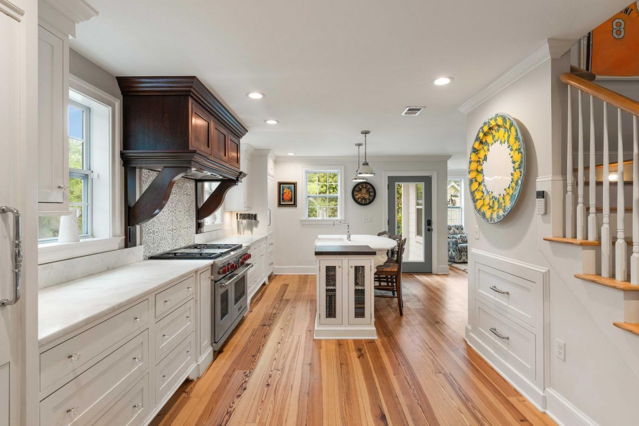 36 Nicholson Street Photo 12