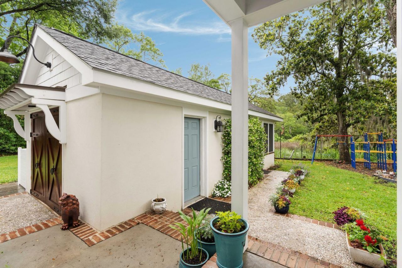 36 Nicholson Street Photo 40