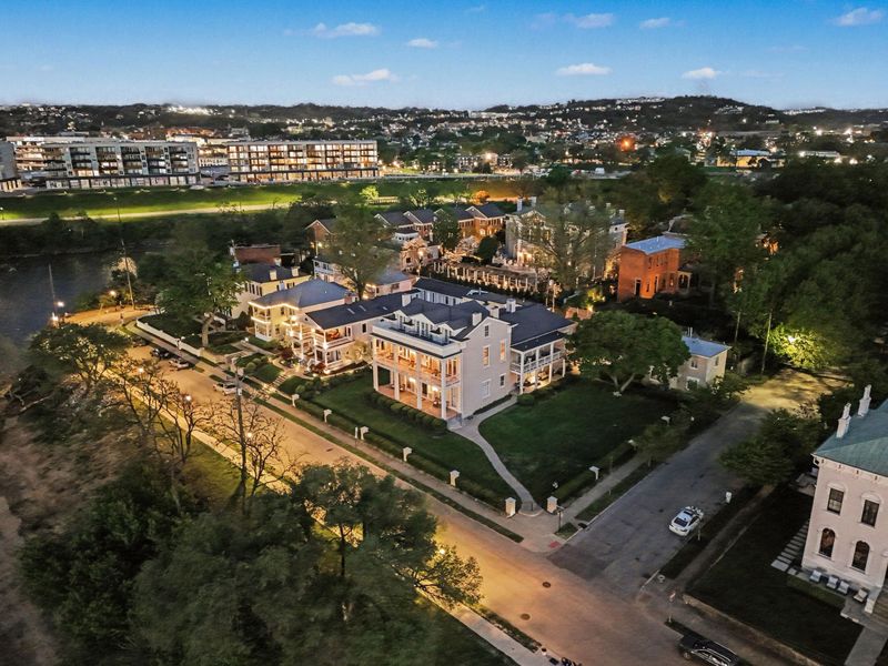 403 Riverside Drive, Covington, KY 41011 Photo 3