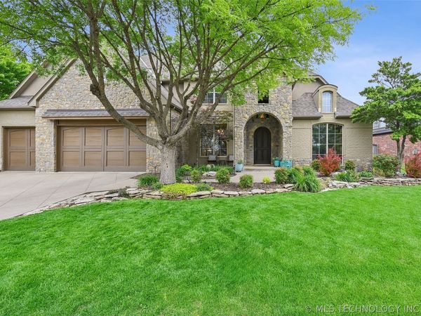 11307 S College Avenue , Tulsa, OK 74137