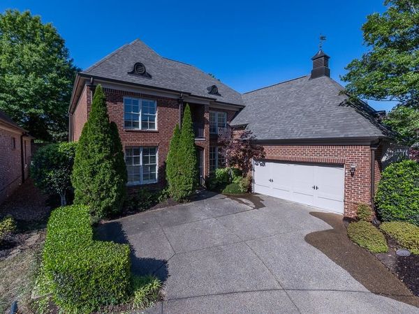 3077 POPLAR GROVE LN, Germantown, TN 38139