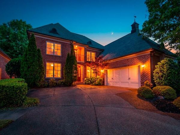 3077 POPLAR GROVE LN, Germantown, TN 38139