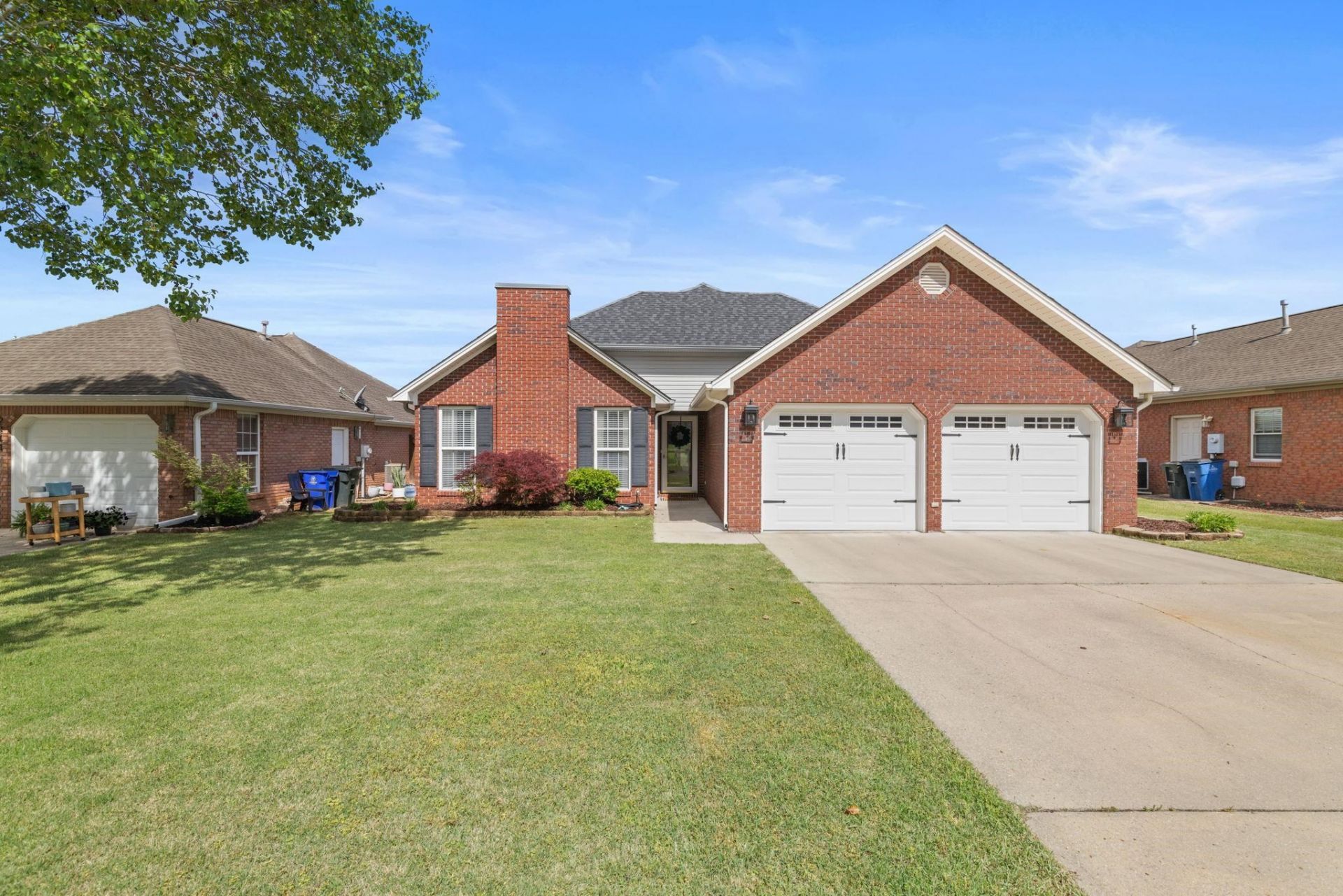 2342 Parc Pl, Florence, AL 35630 Main Photo