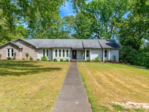 2718 Milford St, Florence, AL 35630