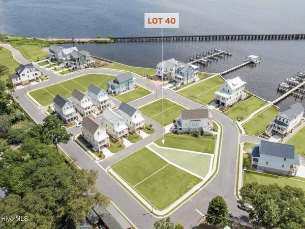 402 Front Street , Washington, NC 27889