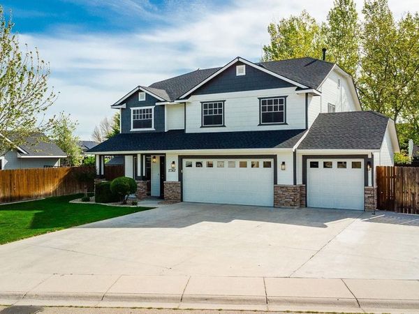 17362 N Midsummers Ln, Nampa, ID 83687