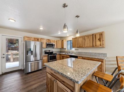 1824 Cold Creek Court, South Lake Tahoe, CA 96150 Photo