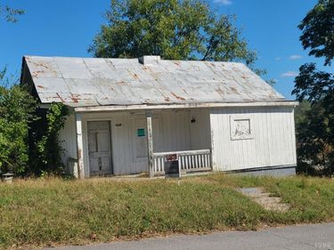 1814 East Lynch Street, Lynchburg, VA 24504