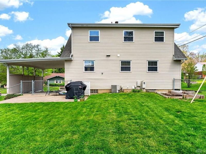 614 Louise Drive, Xenia, OH 45385 Photo 4