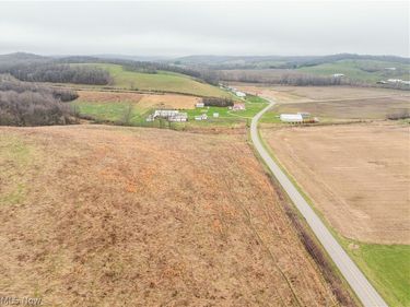 19114 Licking Valley Road, Frazeysburg, OH 43830