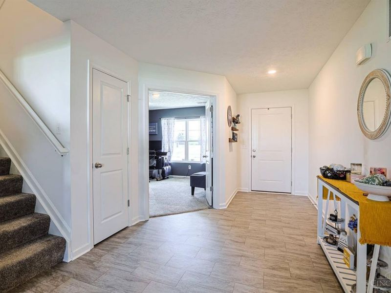 163 Autumn Maple Lane, Brookville, OH 45309 Photo 5