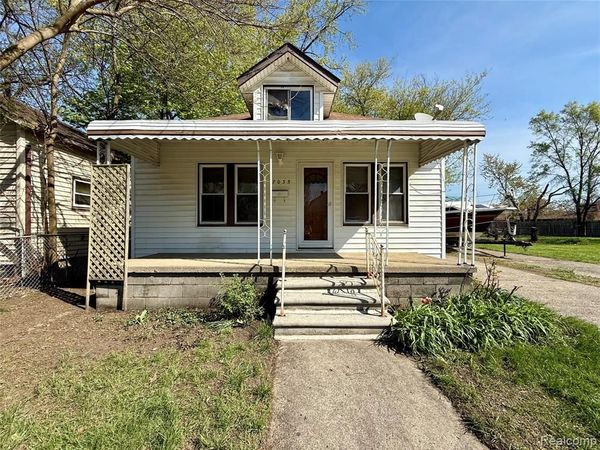 7035 Dodge Avenue , Warren, MI 48091