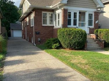 145 E MAPLEHURST Street, Ferndale, MI 48220