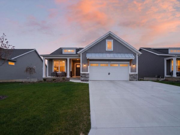 2550 Meadow Ridge Drive, Grand Rapids, MI 49534