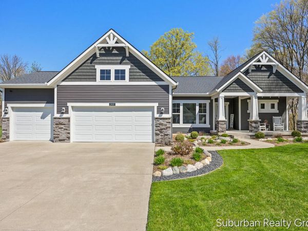 2937 Baywood Drive, Jenison, MI 49428