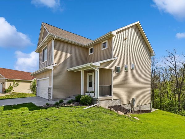 408 Ryan Circle NE, Mitchellville, IA 50169