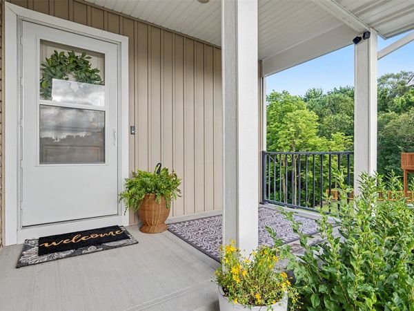 408 Ryan Circle NE, Mitchellville, IA 50169