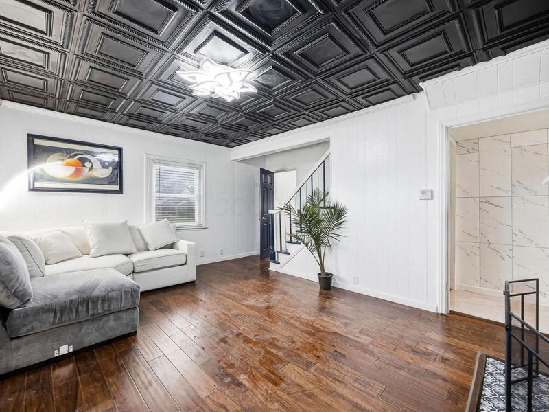 601 Rhoads Avenue , Columbus, OH 43205 Photo 4