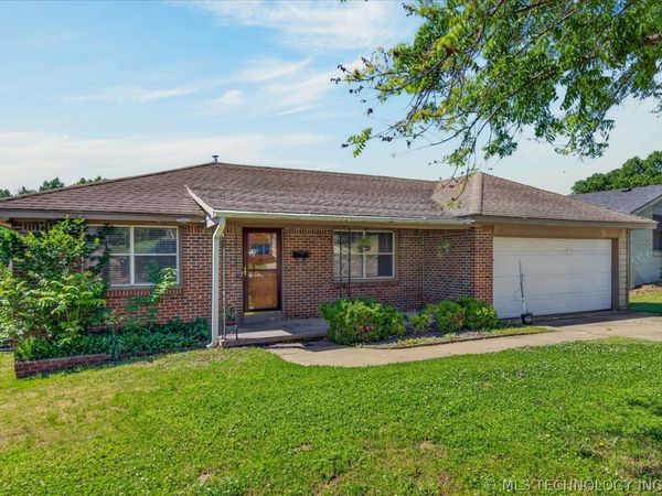 129 Fleetwood Place , Bartlesville, OK 74006