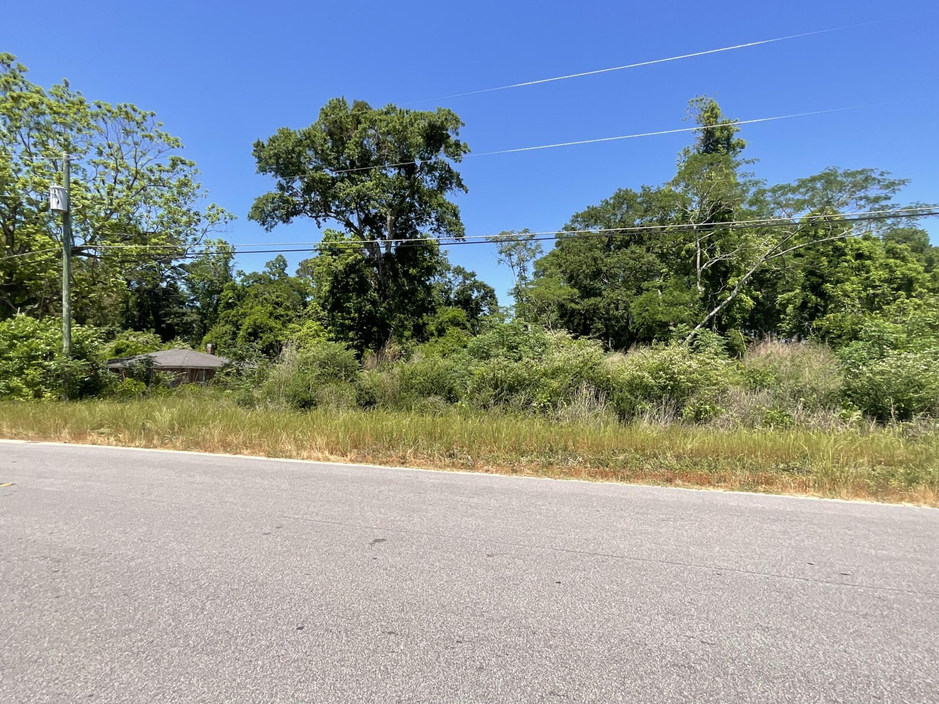 3494 Railroad Avenue Photo 6