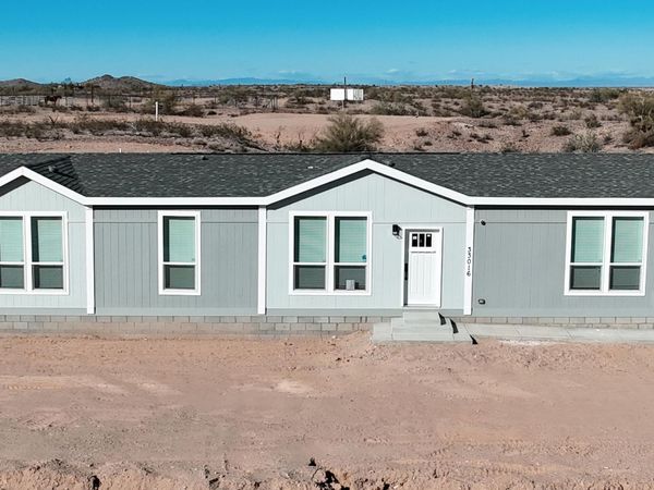 33016 W Cambridge Avenue, Tonopah, AZ 85354