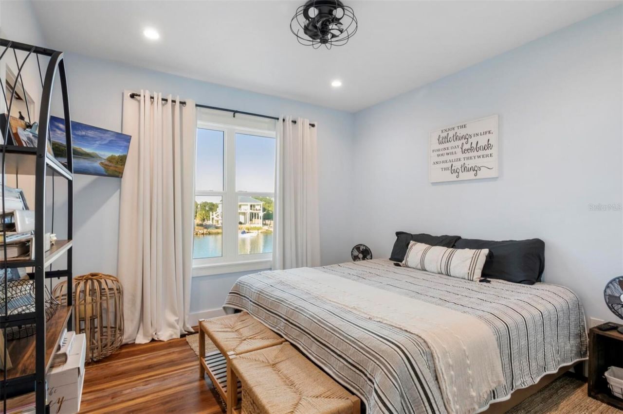 331 Land Street, Eastpoint, FL 32328 Photo